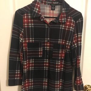 Women’s flannel. 3/4 sleeves. Very soft.